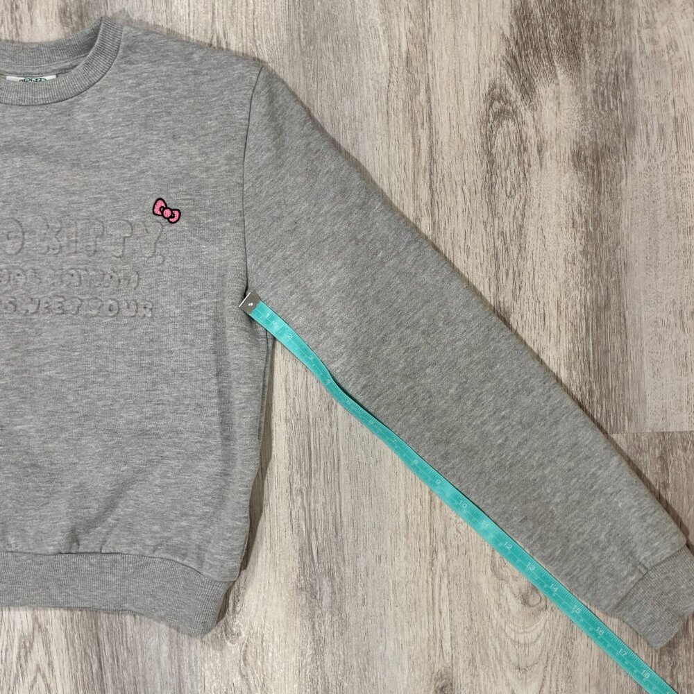 🎀 Hello Kitty x Shoe Palace Embossed Sweatshirt XS Gray Minimal Sanrio Crewneck - Picture 11 of 15
